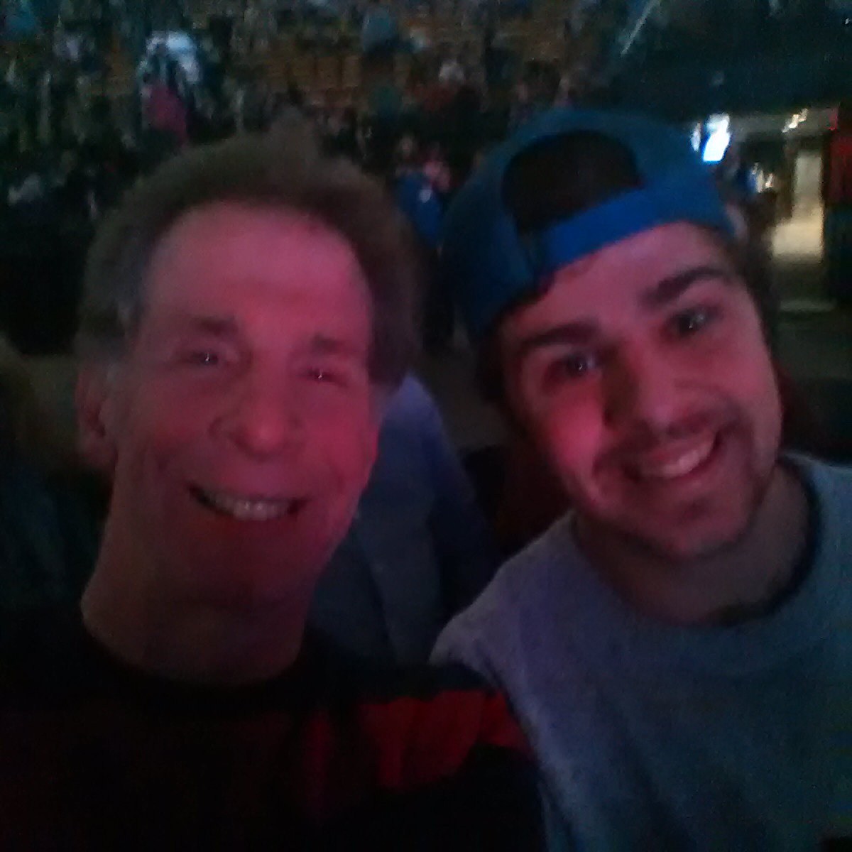 phubert1961's tweet photo. Witing for The Who #xmas2014 finally arrives https://t.co/zLnMIVC94j