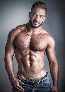 ComDesparza's tweet photo. “@_cockring: #BeardsNTattsTuesday #HorNFurryHunks #HotNScruff https://t.co/VOmdOk7ViM” #esteasi