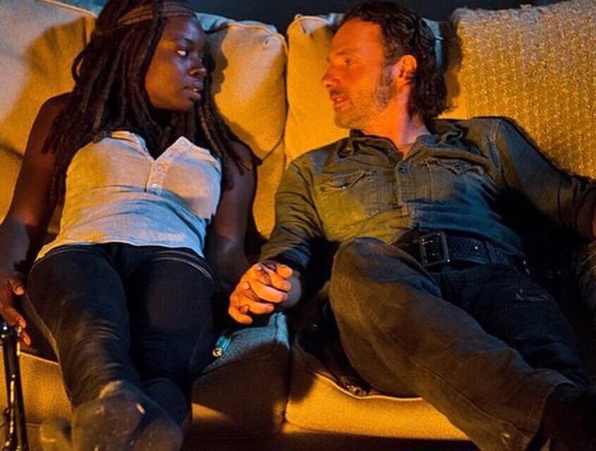 hutcherstan's tweet image. ☆ @rebelshrader starter pack ☆