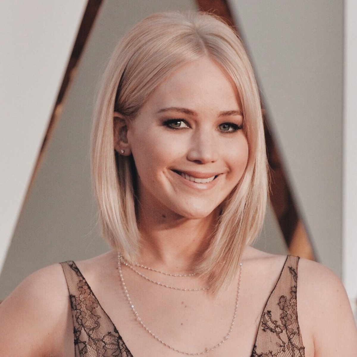 hutcherstan's tweet image. ☆ @rebelshrader starter pack ☆