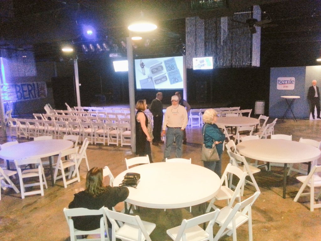 tulsaforbernie's tweet photo. We are dressing up the @IDLBallroom for our #SuperTuesday watch party!! #FeelTheBern #TulsaForBernie https://t.co/93gbOfSd6A