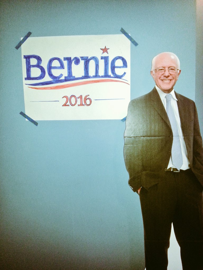 tulsaforbernie's tweet photo. We are dressing up the @IDLBallroom for our #SuperTuesday watch party!! #FeelTheBern #TulsaForBernie https://t.co/93gbOfSd6A