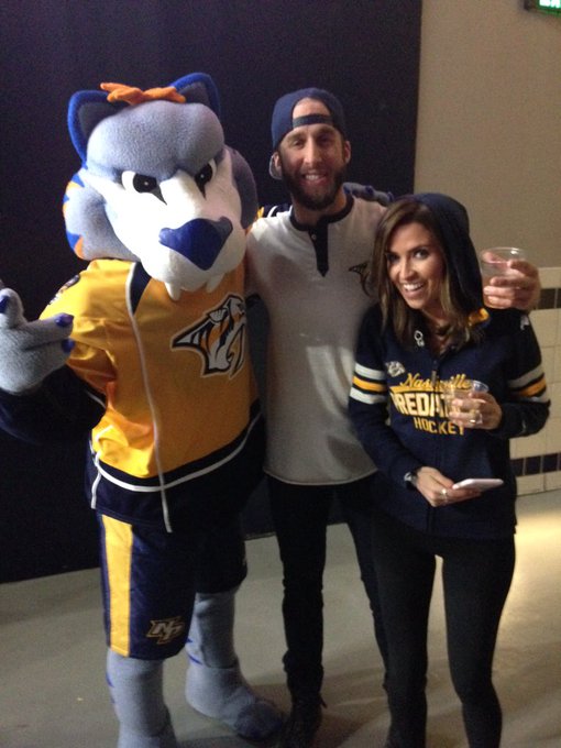 smashville - Kaitlyn Bristowe - Shawn Booth - Fan Forum - General Discussion - #4 - Page 76 Ccg_G2-UkAAg0qr