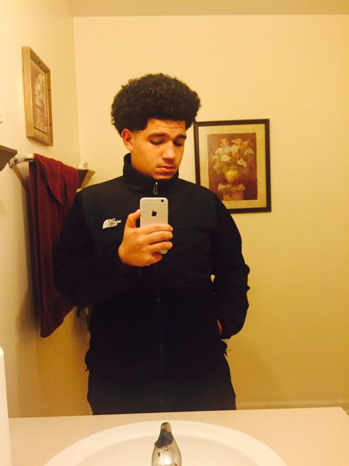 Watch Eric Perdomo's leaked NSFW photo on TwXstars