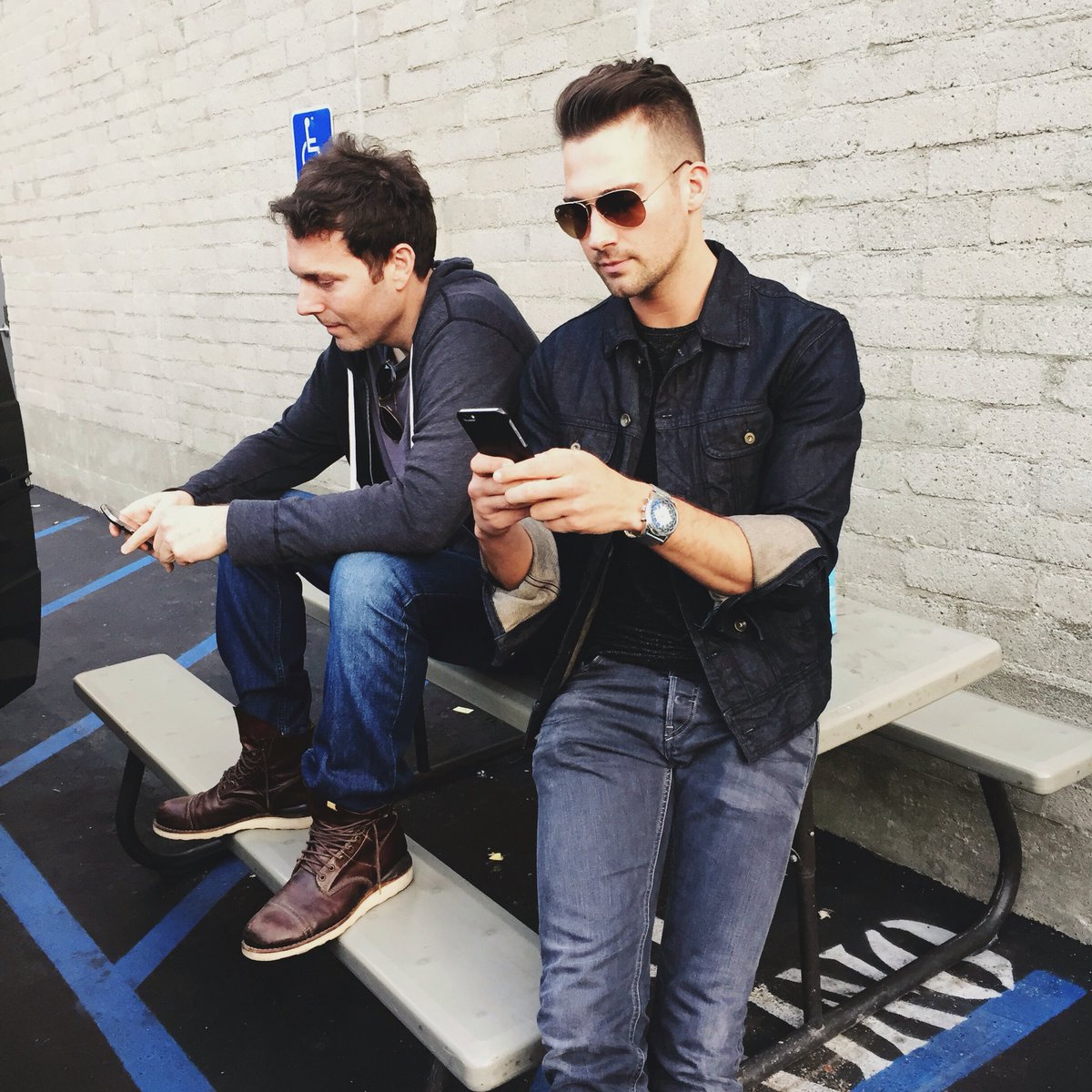 jamesmaslow's tweet photo. Work work work work work https://t.co/FpOhWqsv19