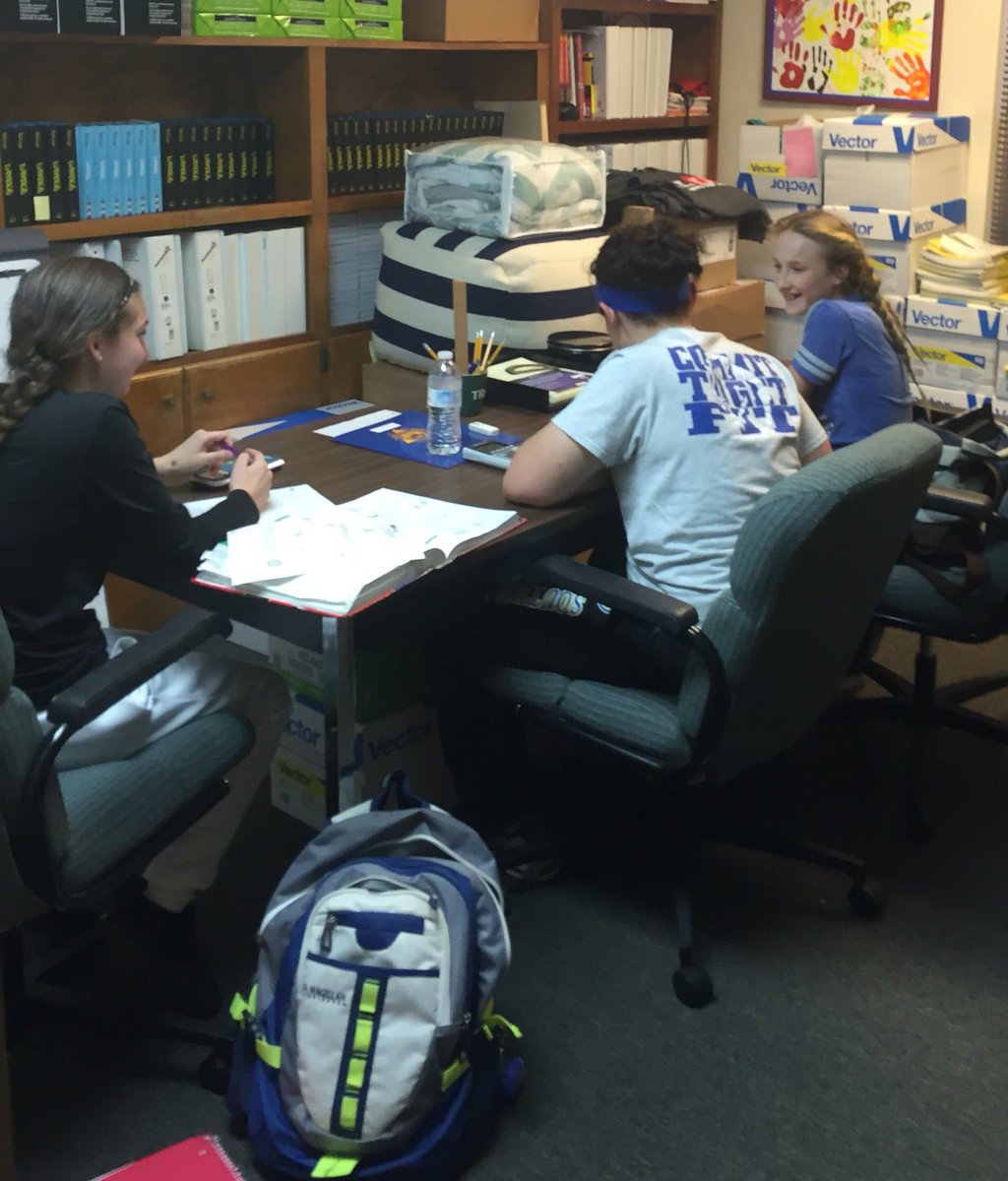 simpson_kris's tweet photo. #TRIOworks because #TS50th alum / currently enrolled in #highered tutor students in math @RepMullin @FLOTUS https://t.co/bLFDh3djms