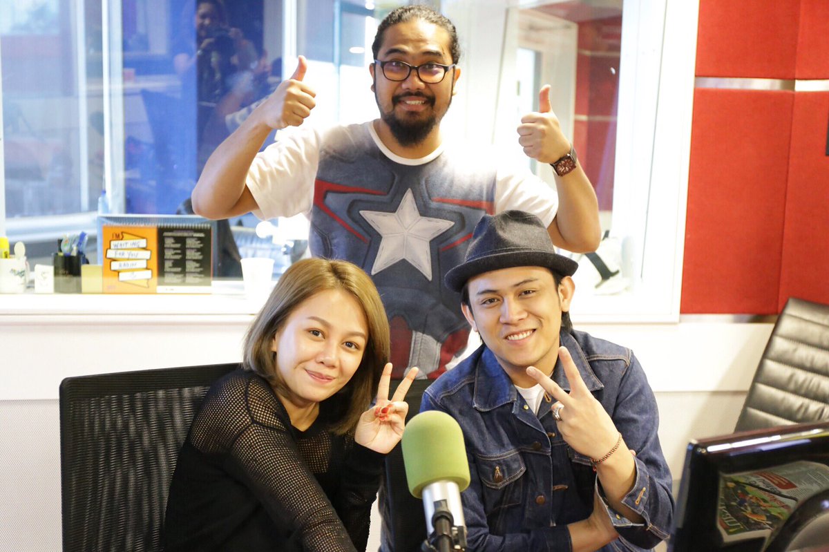 ERAdotje's tweet photo. @JohERAJohERA dengan @AkimAhmad &amp; @Stacy_Angie ... https://t.co/uRTH7zAZhL
