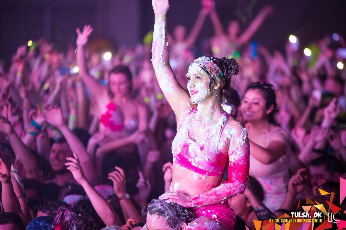 morganwells1313's tweet photo. I told y'all I got cakedππ #LICTulsa #LIC https://t.co/qjrdSqyOnA