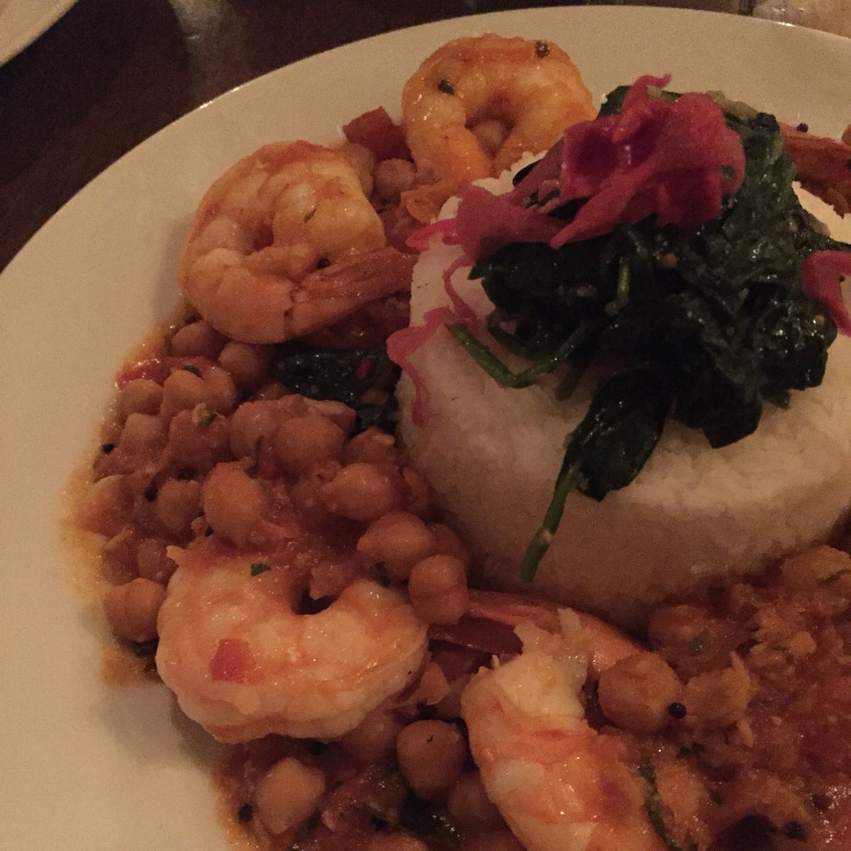 harlemfoodlocal's tweet photo. Made it to @chaiwaliharlem with my hood boo #Courtney & it was so worth it!#nevergodowntownagain #harlem #glutenfree https://t.co/sat4w9teW3