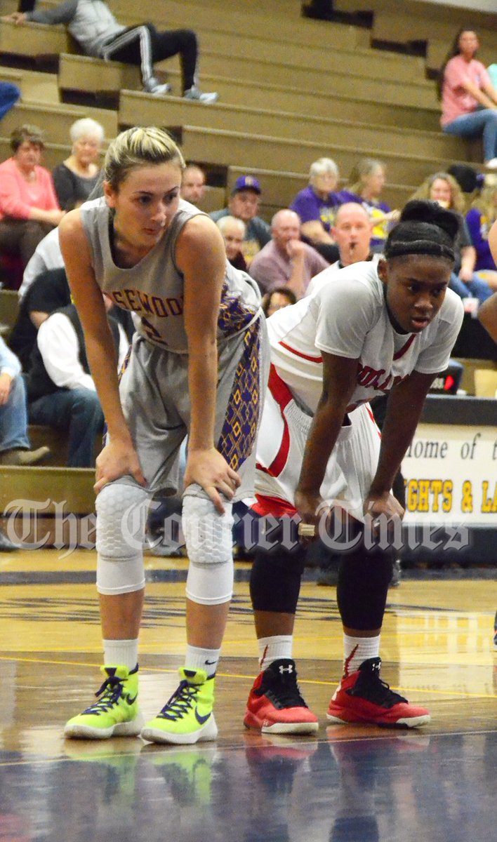 Kelly Snow tweet media