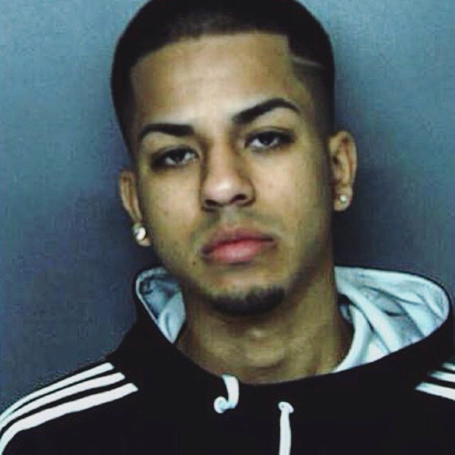 theprincelo's tweet image. You'll be home soon bro 🔓💯 @Dylan1K_ #freeDthang