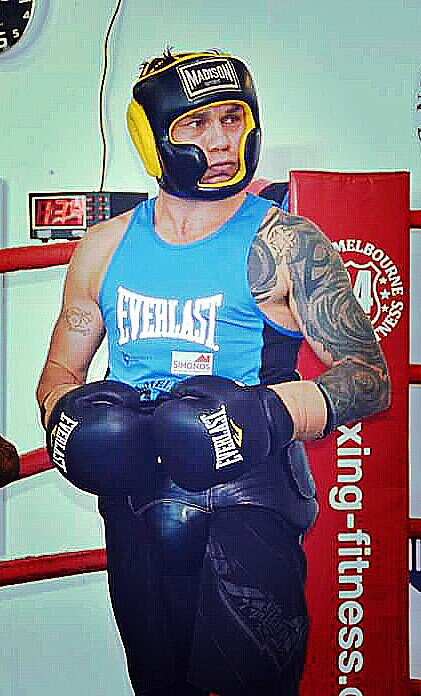 2deadlyThomas's tweet photo. Always work hard in Life and your Dreamz will come true #Team2deadly #Everlast #boxing #fighter #sparring #fightprep https://t.co/W28f1CZx2j