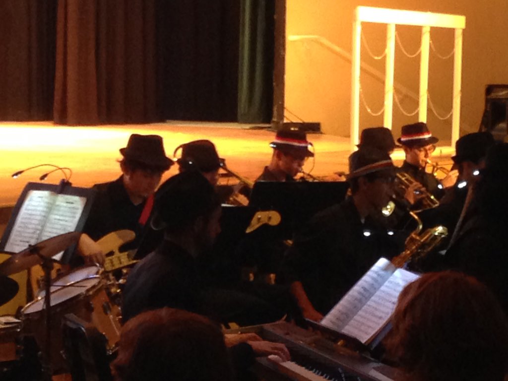 MKSH_Academics's tweet photo. 🎭Killian Players put on a show! Live Killian orchestra too! "Anything Goes" Tomorrow night &amp; Thurs night 7 pm KPAC🎭 https://t.co/79yuQlKa7l