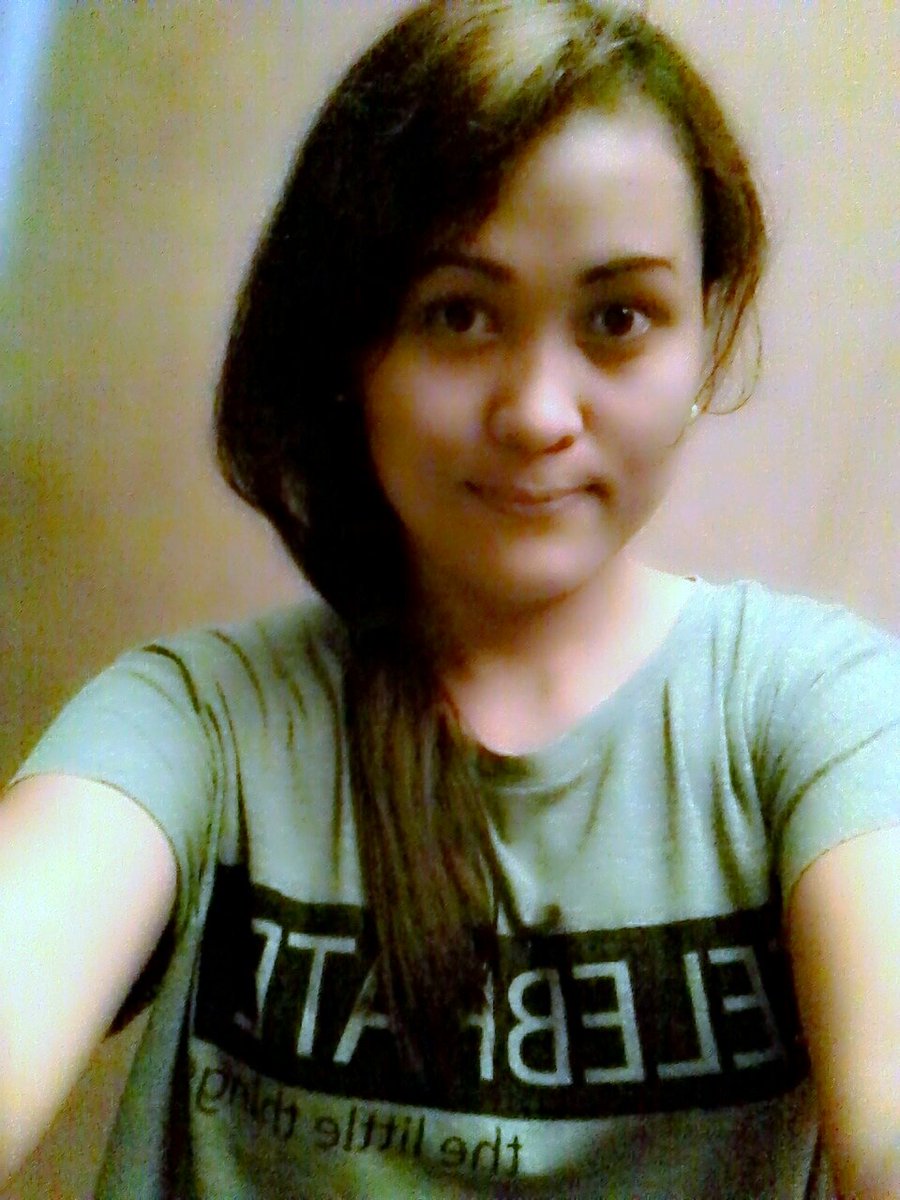 MichelleSenar's tweet image. Just bcos i`m happy now doesn't mean I always will :*