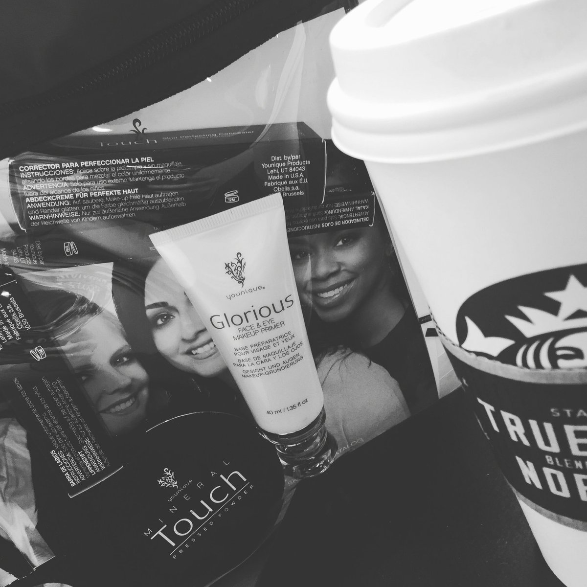 makeupbyme_t's tweet photo. I thought #Starbucks would be a great place to do some work today....#thanksyounique #buildingmydreams https://t.co/AmEgup7fgJ
