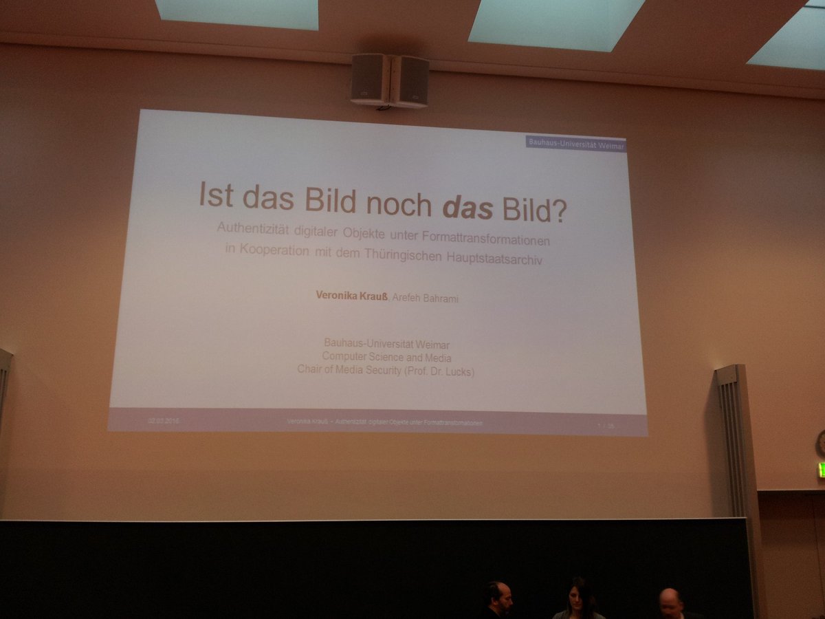 AUdS2016's tweet photo. Veronika Krauß von der Uni Weimar startet heute #auds2016 https://t.co/W4UO1vMwua