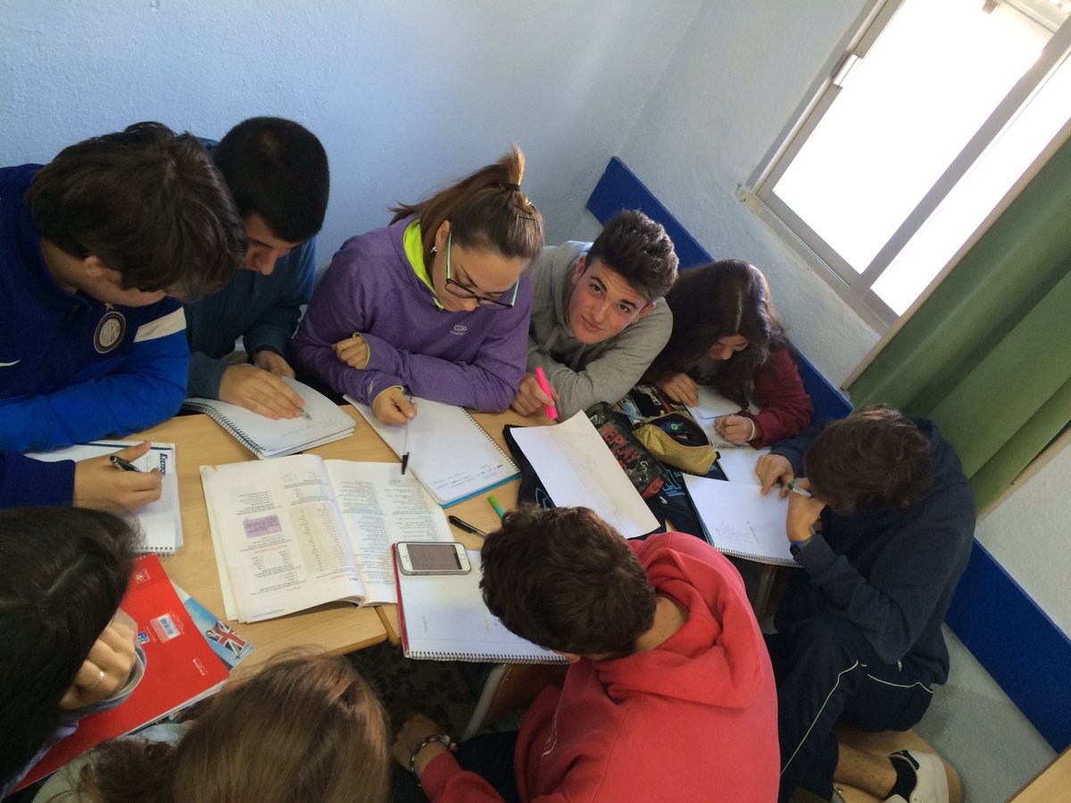 BachilleratoSFN's tweet photo. #aprendizajecolaborativo #sabios @San_Felipe_Neri #conditionalsentences https://t.co/m3g5cIxQhf