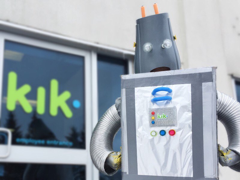 EvanKirstel's tweet photo. Why bots, not A.I., are the future of chat https://t.co/DTxopz9OMN https://t.co/zdYk6yZBss