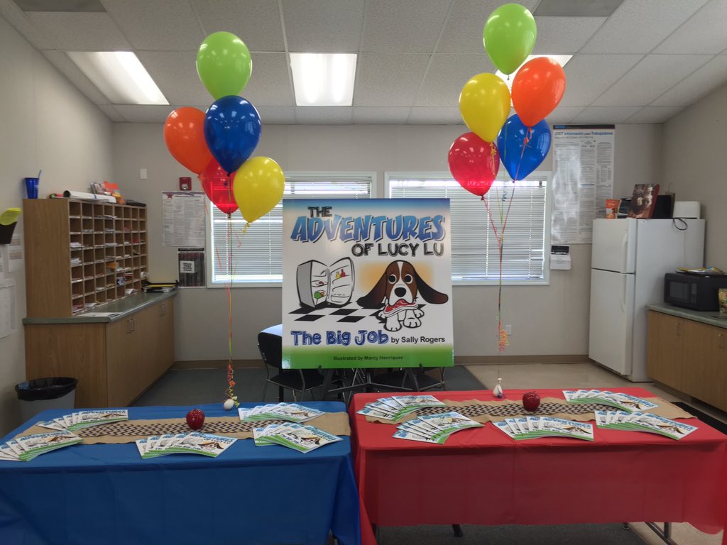 baileyprimary's tweet photo. Book Signing @baileyprimary The Adventures of Lucy Lu by our very own Mrs. Rogers! 🐻📖💙@FLDUSD https://t.co/LcnslNvFFR