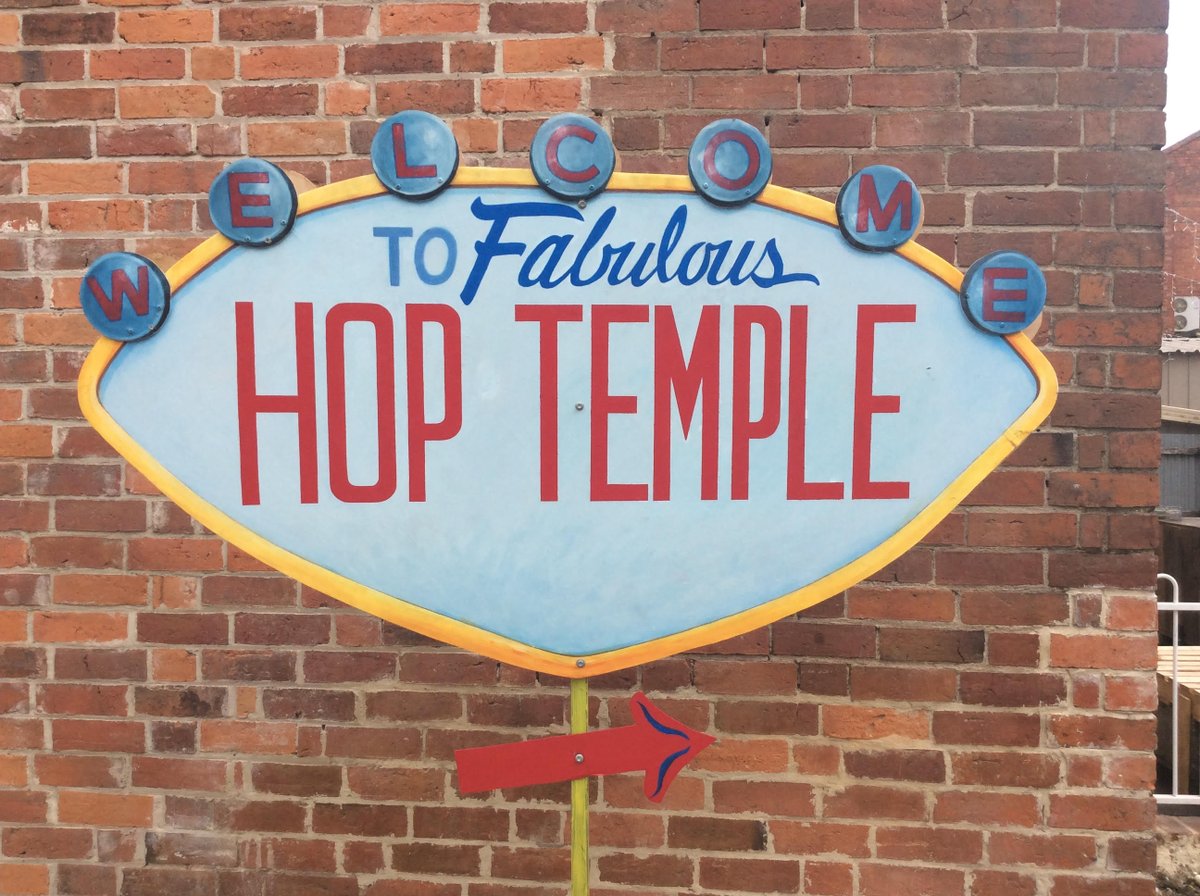 Almost ready for our 1st #WelcometoHop Food Truck Night! Eating from <a href="/Round_The_Way/">Round The Way</a>  <a href="/NemnNemtrailer/">Nem N' Nem</a>  &amp; <a href="/calikobbq/">caliko bbq truck</a>