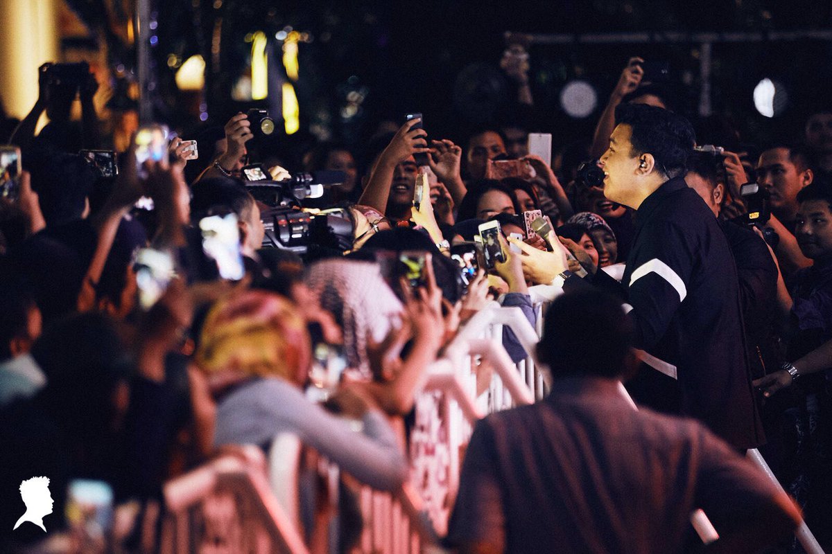 Penampilan TULUS di <a href="/japanwaveexpo/">Japan Wave Expo</a> pekan lalu. Terima kasih pada teman-teman yang sudah hadir!
#DokumentasiTULUS