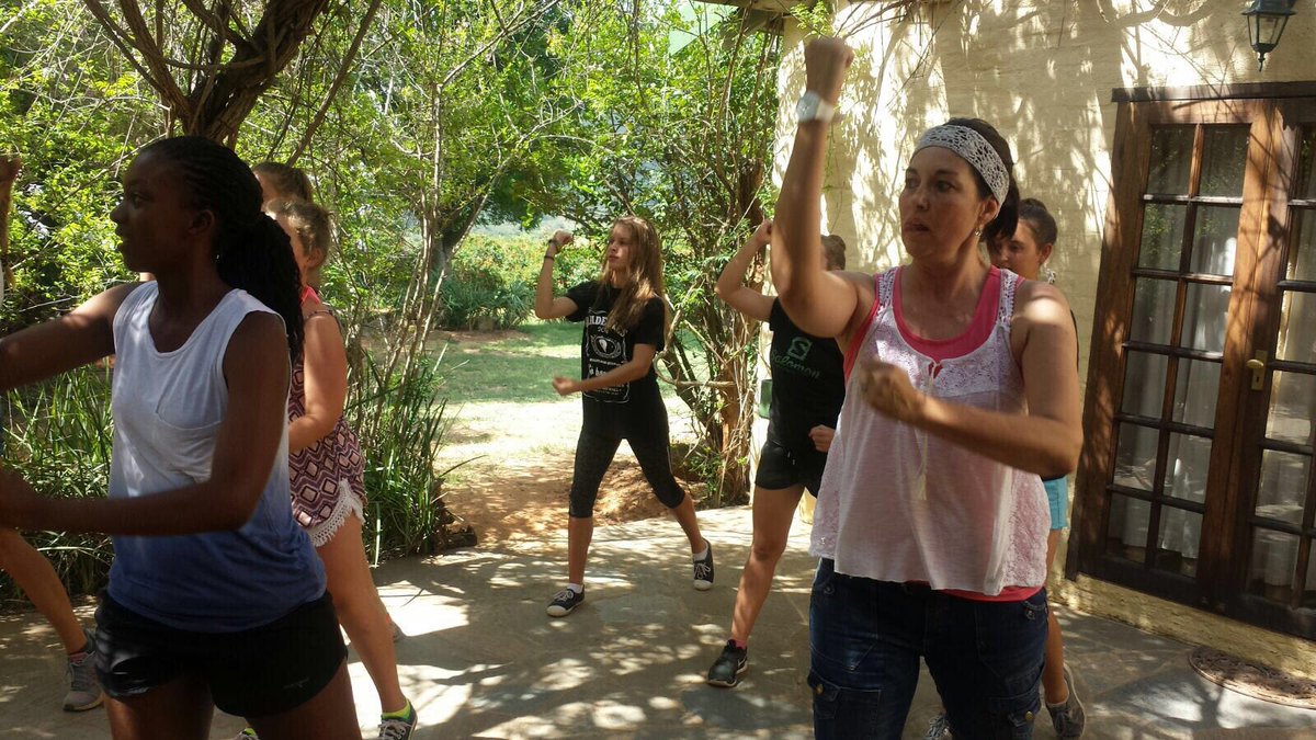 Gr 9s - Dance moves.