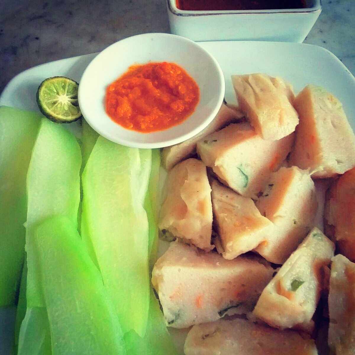 anneshin67's tweet photo. Siomay siam,terbuat dr daging ayam dan udang,gurih lembut dgn pilihan saus asam bangkok atau saus kacang,sedaap! https://t.co/XASQ02cZUv