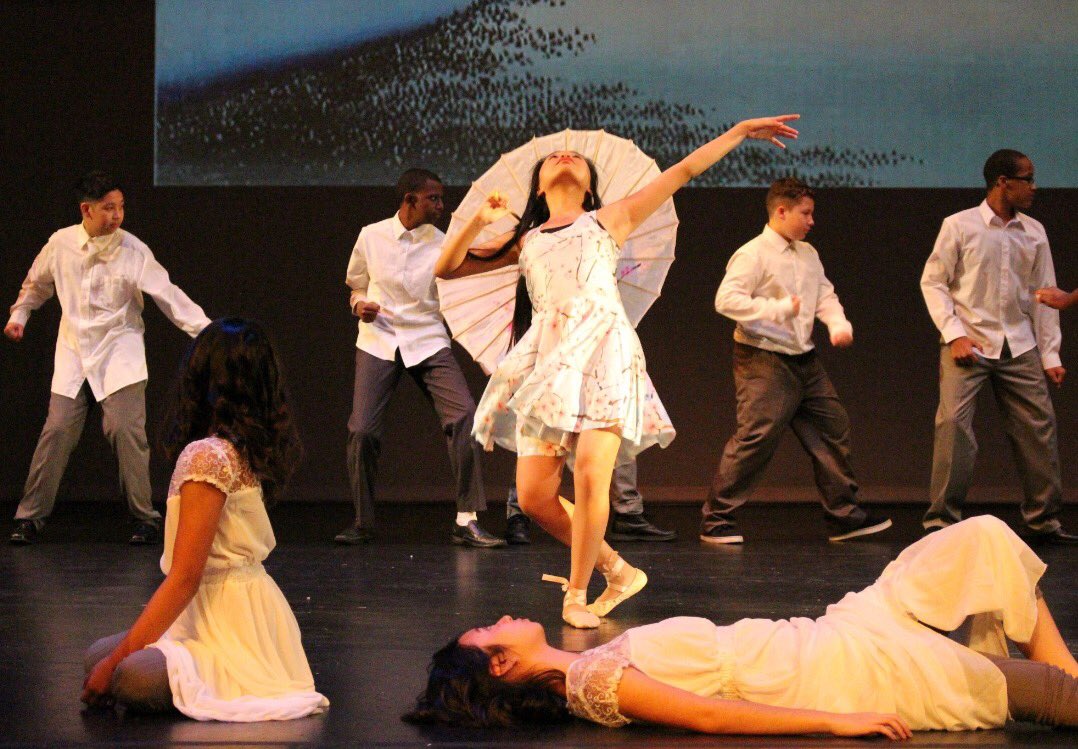 mrzphd's tweet image. The Path of the Wind. Fusion. #artsed #ArtsEdChat #dance @agcsschool @NDEOdance