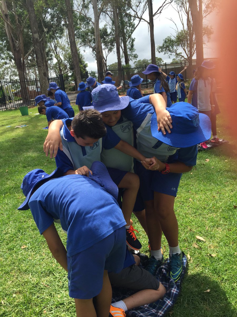 56Austral's tweet photo. Leadership skill building games https://t.co/hf8PE0kCVN