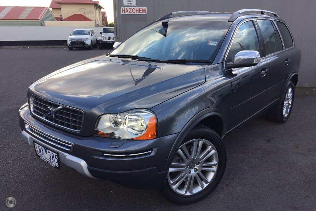 HeidelbergMits's tweet photo. Check out this stunning pre-owned #Volvo #XC90 - with #V8 power &amp; 7 seats it's a #rare find: https://t.co/mexAfnQAaX https://t.co/mYVimNWTzK