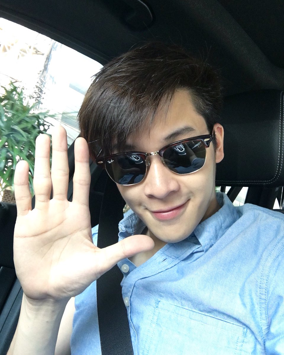 marchutavuth's tweet photo. สวัสดีครับ😎🖐🏻☀️ https://t.co/MYrg9kWuCY