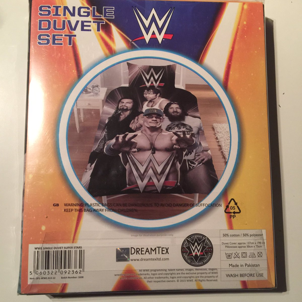 ParaflowDE's tweet photo. #WWEAddict? Of Course! π https://t.co/kCMErXdY0r