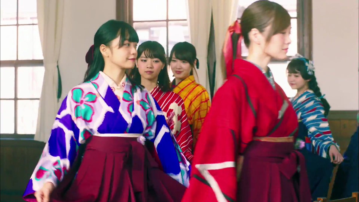 ジ ン No Twitter ハルジオンが咲く頃 Mv衣装の生写真は1 2 3に分けて出して下さい いや このmv撮影の時のスチール写真で写真集を出して下さい T Co Hbicarxyaw