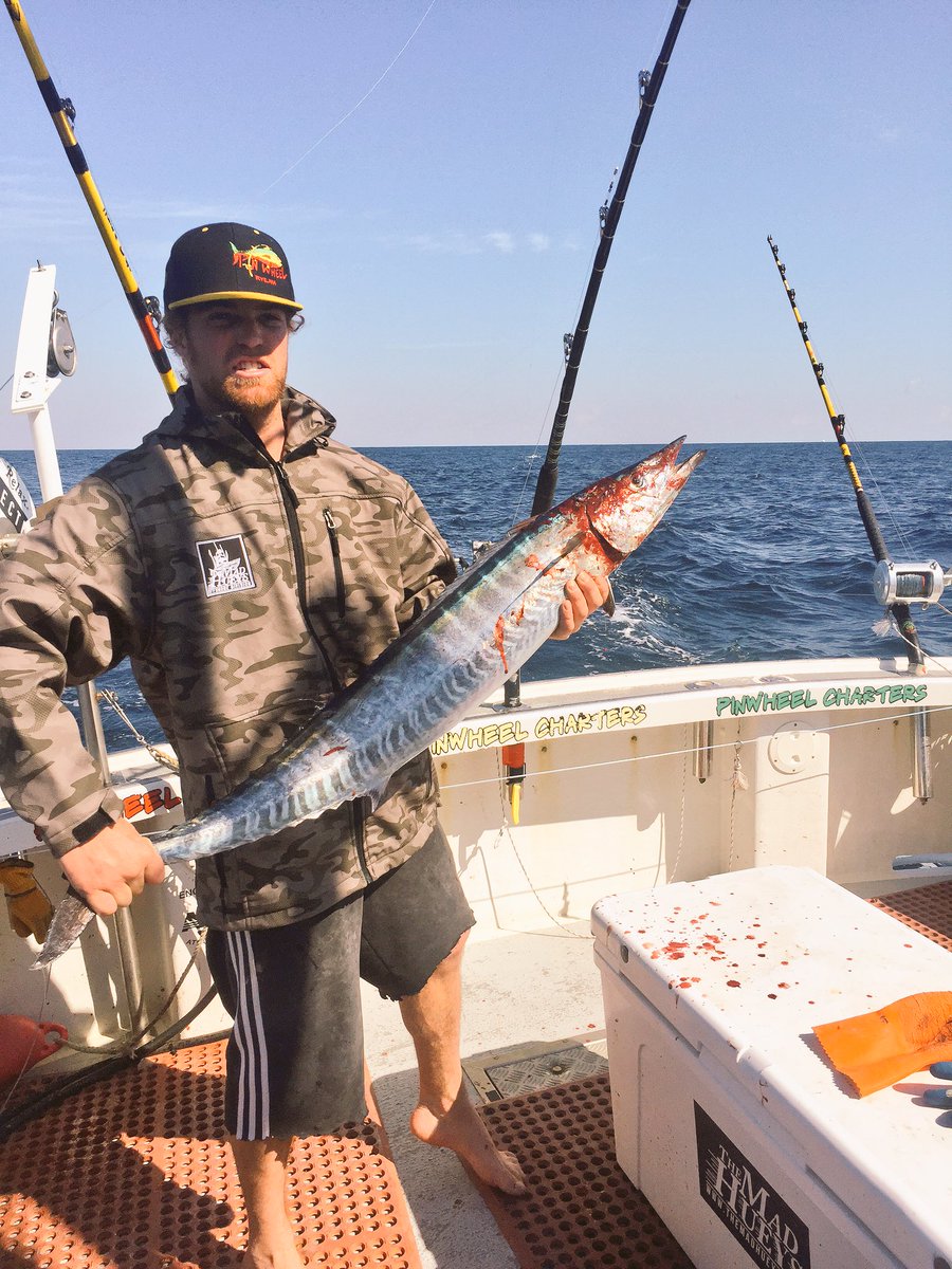 RealDuffyWilson's tweet photo. Beautiful day out on the gulf #wahoo @WickedTuna @themadhuis @PinWheelFV #teampinwheel https://t.co/xXZ98oL3yU