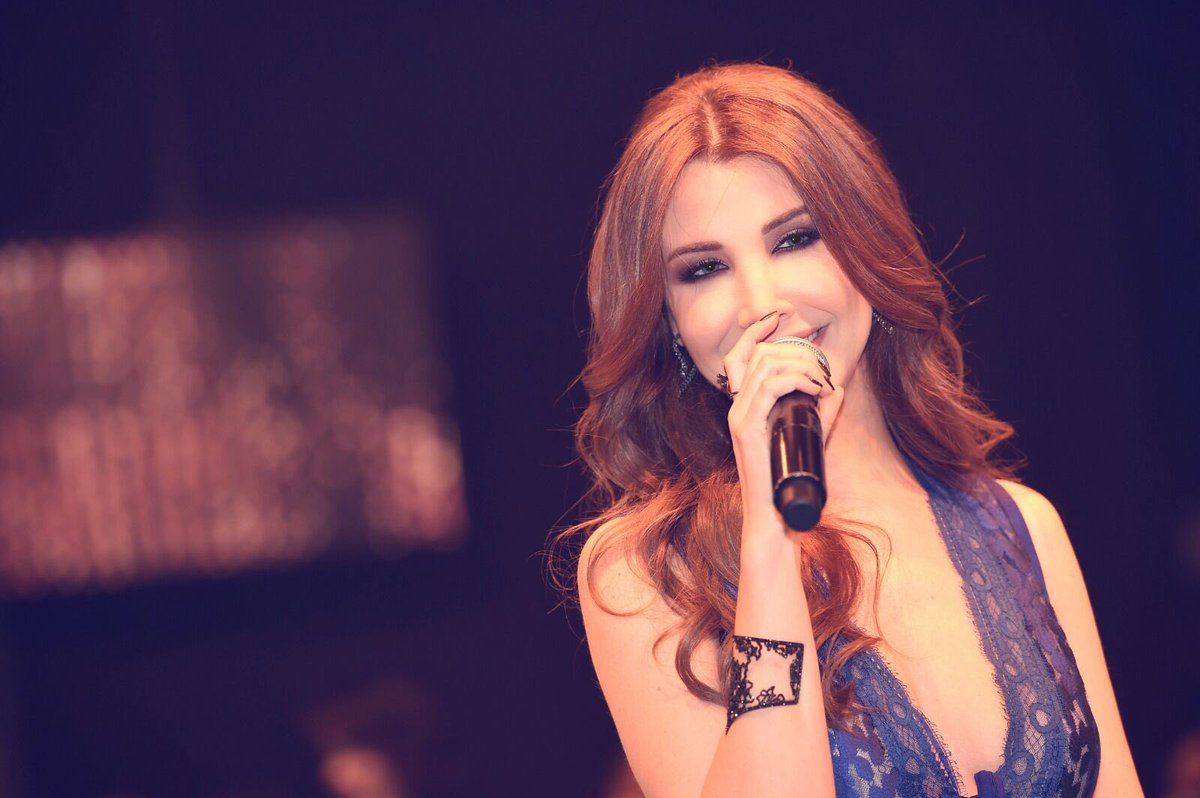 Her eyes speak the story of a woman that cherishes her life. ❤️💜