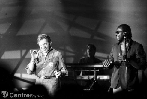 lamontagne_fr's tweet photo. #ClermontFd Serge Gainsbourg à la Maison des Sports, c'était en 1985 puis 1988 https://t.co/kM91oZPxCK https://t.co/XRgoRmHQmj