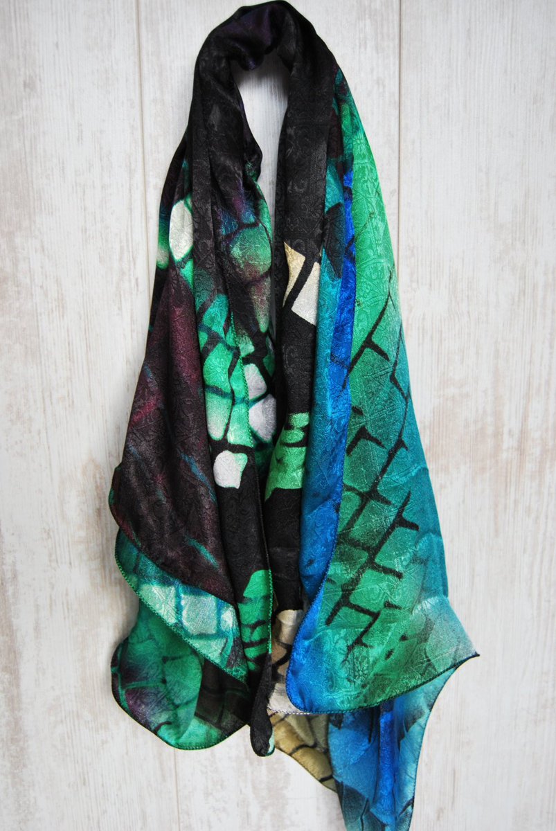 EmperorsScience's tweet photo. 35% OFF Extra Large Green Blue "Lava" print silk scarf with square jac… https://t.co/5QadghLTD5 #jewelry #LargeScarf https://t.co/m117hpqMsH