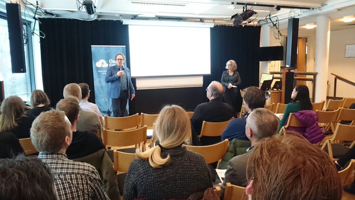 alexarje's tweet photo. Frokostseminaret om @skyogscene er i gang! @UniOslo @UniOsloHF https://t.co/OlL6zmgVc4