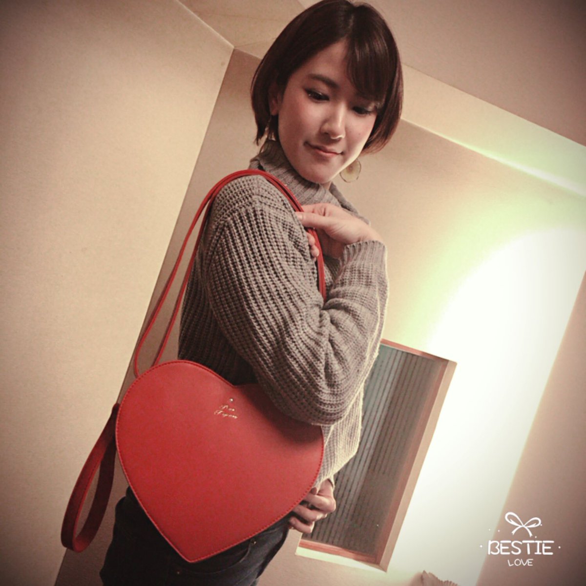 amamisaya's tweet photo. 天海沙耶から月乃はるへのプレゼントは

大きなハートです❤️ https://t.co/hLbjB9mDcS