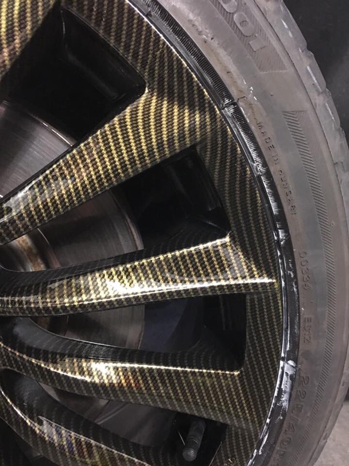 WsHydrographics's tweet image. Some Gold carbon weave alpha rims! Stunning finish on these. #hydrographics
