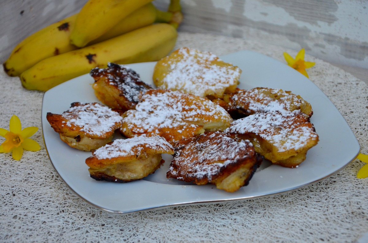 PaulineCuisine8's tweet photo. Beignets à la banane express sans friture!
https://t.co/CxEOnj4cXf
#beignets #blogcuisine #recettelight #miam #yummy https://t.co/spgylnhYJw