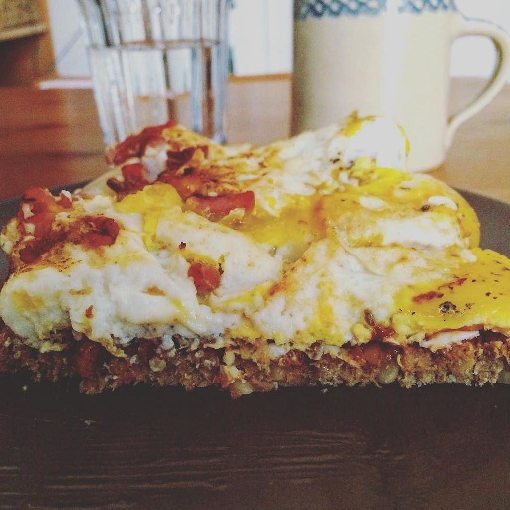 getpeerace's tweet image. Nothing beats a proper breakfast 💪🏼 Use 3 eggs, a slice of whole grain bread et voila. It … ift.tt/1TQ99Zm