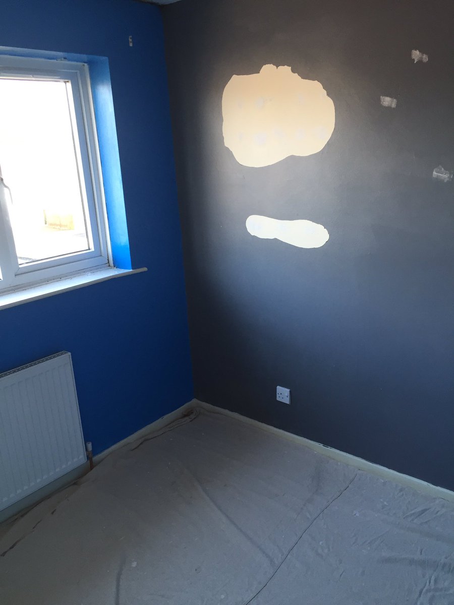 AlrowServices's tweet photo. Day 1 #minirefurb sand & repaint awful paint put on with a yard brush https://t.co/SoE7h2X434