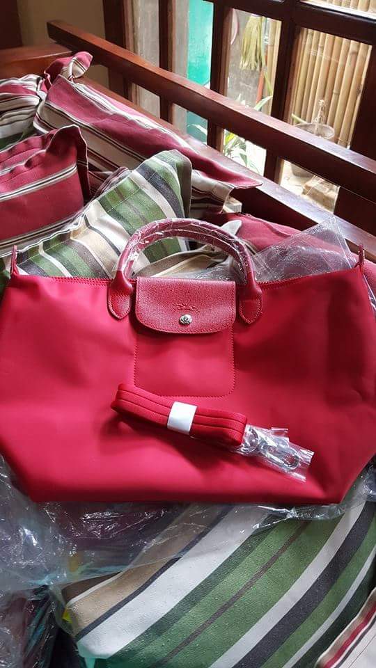 cindyrella_15's tweet photo. On hand longchamp neo bags for sale!!! Available in layaway terms! Order now!!! :) https://t.co/Vnlrpyln00