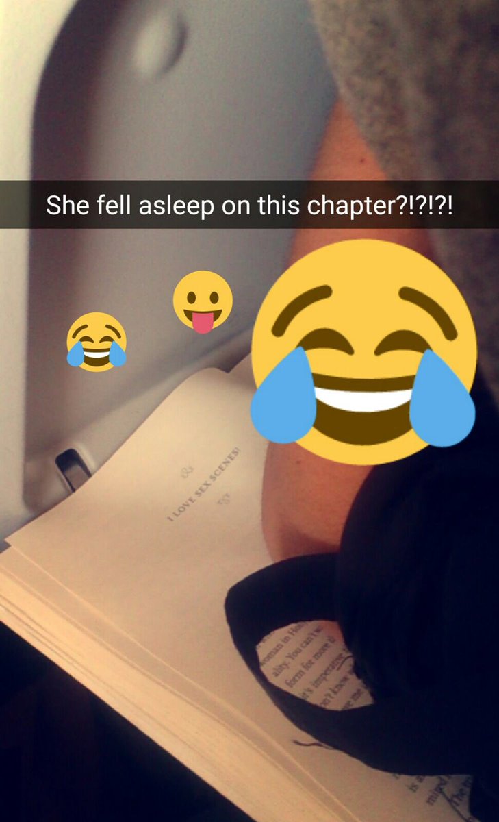 audreyleighton's tweet photo. Jemima compiled an entire snapchat story based on me falling asleep on the plane 😂😂😂😂😂😂 https://t.co/sE57HlGyMx