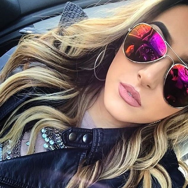 ICINGstores's tweet photo. Mirrored aviator #sunglasses just never go out of style! We love how @LivGnagnarelli is styling her Icing pair! https://t.co/QL1i2JrMJX