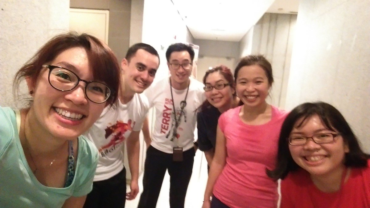 LayseeW's tweet photo. Achievement unlocked: 7 rounds of crazy stairs-a-thon! @PwC_Malaysia #fitpwc #10nextweek https://t.co/WPWpnKtz97