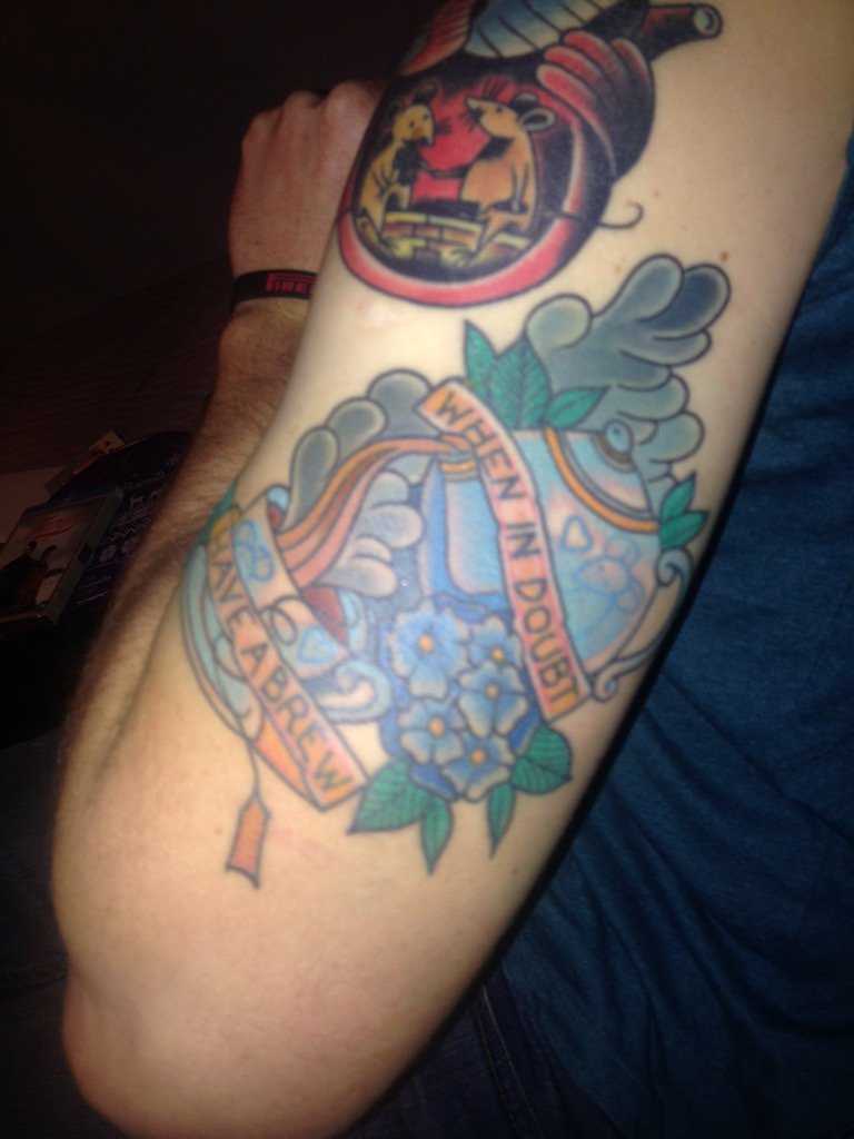 @damongreenITV I really like tea!!