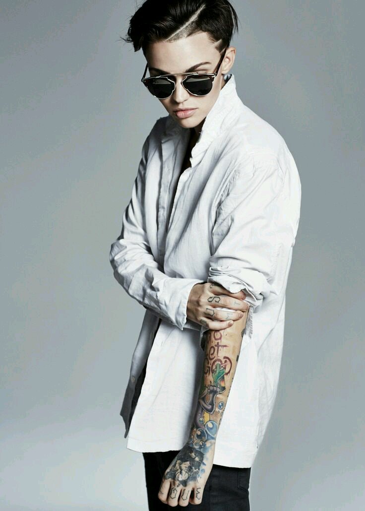 Lex(i) Gordon (@crxssdrxss) on Twitter photo 