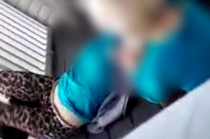 The Mirror tweet media